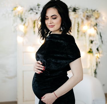 pregnant woman wearing black color correction 