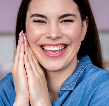 woman wearing blue teeth whitening