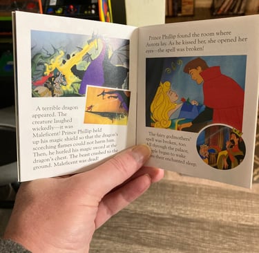 Princess Advent Calendar: Sleeping Beauty Booklet Interior