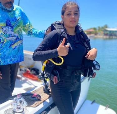 Estudiante de buceo curso Open Water SSI