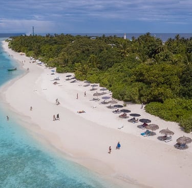 Ukulhas Island Snorkeling and Calm Environment