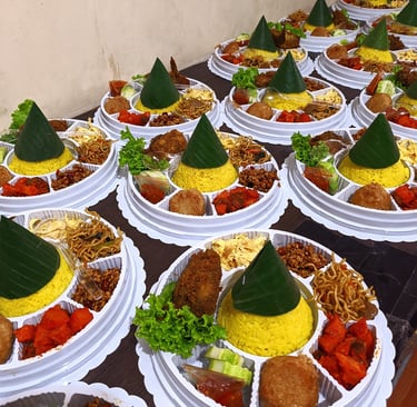tumpeng mini arinda food