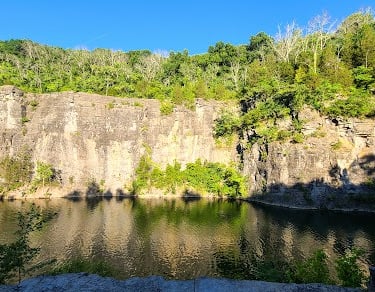 Chattanooga - Quarry filled with water, no swimming at Greenway Farms Park