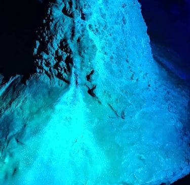 Chattanooga, TN - Calcite minerals that sparkle & glow in the caves at Raccoon Mountain Caverns