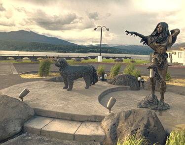 Columbia River Gorge - Sacagawea, the Indian guide for Lewis & Clark 1806 at Cascade Locks