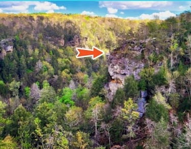 Fall Creek Falls, Pikeville - People hiking across the gorge from the waterfall viewpoints