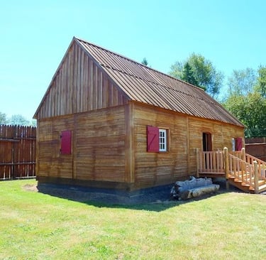 Elkton, OR - 1832 Fort Umpqua fur trading shelter for trappers
