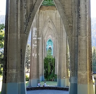 Portland, OR - Viewing all the arch supports under a bridge that's over the Willamette River