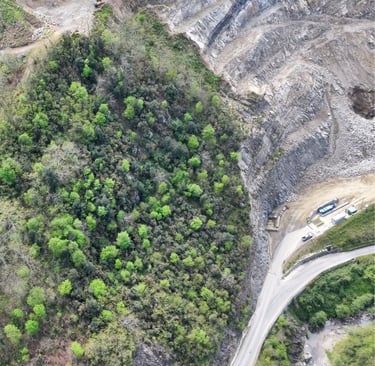 Immagine aerea di area di cava