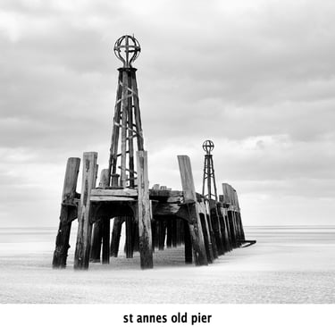 saltburn pier in high key at photodave