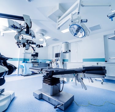 Lavoratorio con varios dispositivos medicos