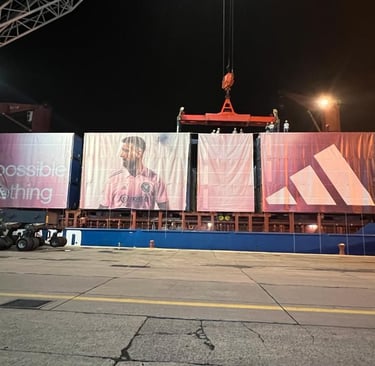 lona mesh impresa full color colocada en furgones marítimos, Miami USA