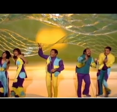 The Fifth Dimension Aquarius Let the Sunshine In 1969 song video screenshot