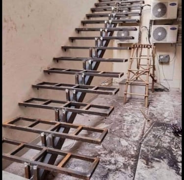 escalera metalica o en aluminio casement with a ladder and a ladder