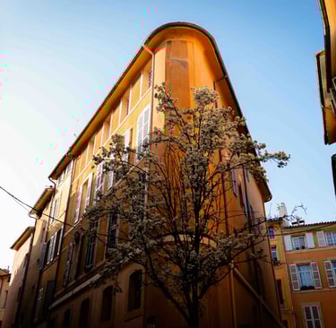 Aix en Provence building architecture airbnb