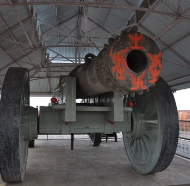 giant canon at Jaigarh Fort, Jaipur, Rajasthan, India