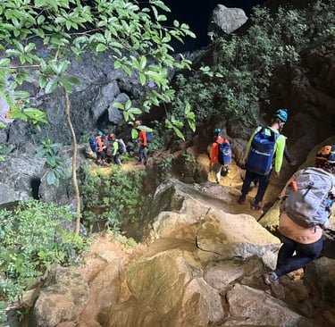 heading down into camp 3 from the Garden Of Edam, Doline 2, Hang Son Doong cave, Vietnam