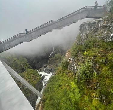 Vøringsfossen waterfall walkway, Vøringsfossen, Norway