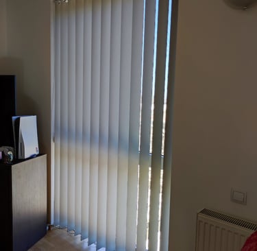 Jaluzele Verticale pe comanda Sev HOME, asiguram montaj in Bucuresti. Livram in toata tara