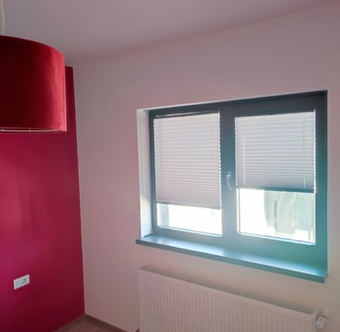 Jaluzele Plisate pe comanda Sev HOME, asiguram montaj in Bucuresti. Livram in toata tara