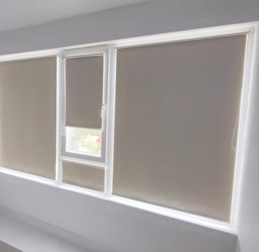 Rolete textile simple si rolete zi-noapte pe comanda Sev Home