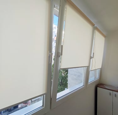 Rolete textile simple si rolete zi-noapte pe comanda Sev Home