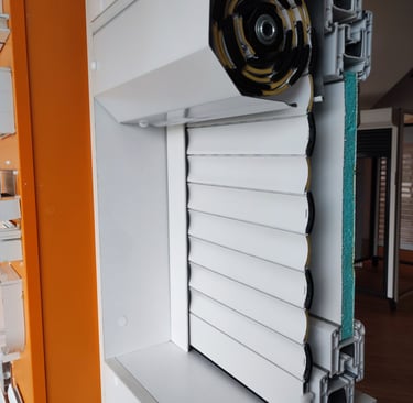 Rulouri exterioare pe comanda Sev Home