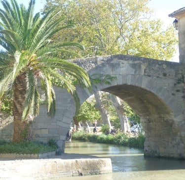 Le Somail, village pittoresque situé le long du canal du Midi
