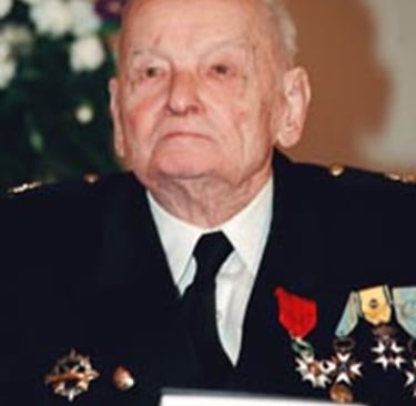 Hugo Legzdiņš (1903 – 2004)