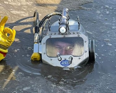 Berufstaucher Kontamierte Gewässer Klärbecken