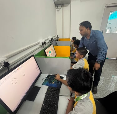 International Delhi Public School Jhabrera Students In Computer Lab