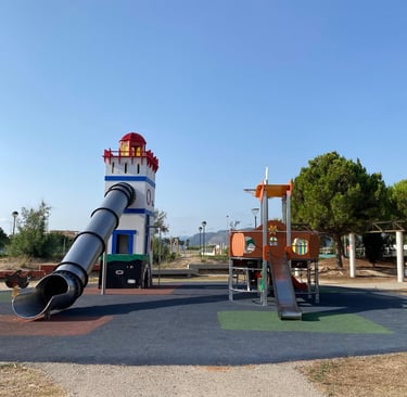 Parque infantil parc del Molló playa Tavernes