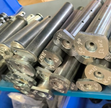 Hinge Pin for Truck Mounted Cranes, Remote Control Cranes, Forklift Cranes, Knuckle boom Cranes, Telescopic Boom Cranes