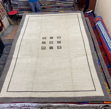 High quality Handmade Carpets: 60-Knot Wool from Nepal
