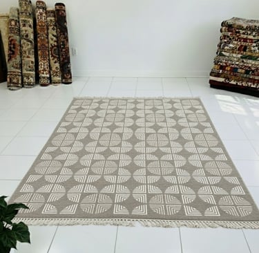 Custom bespoke handmade rugs crafted in Nepal – Himalaya Carpet Industries