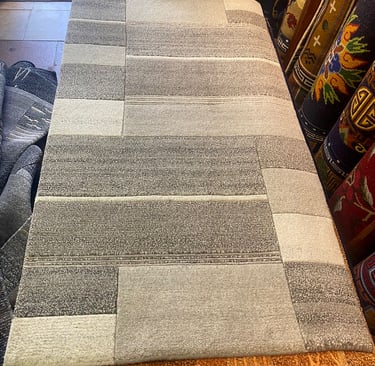 High quality Handmade Carpets: 60-Knot Wool from Nepal