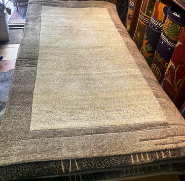 High quality Handmade Carpets: 60-Knot Wool from Nepal