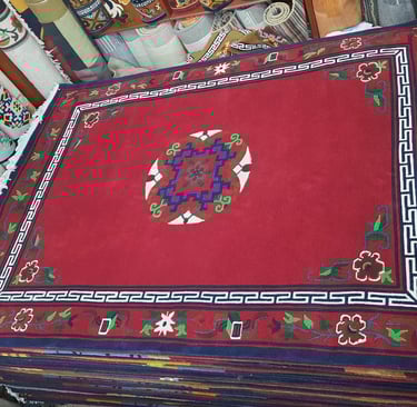 High quality Handmade Carpets: 60-Knot Wool from Nepal