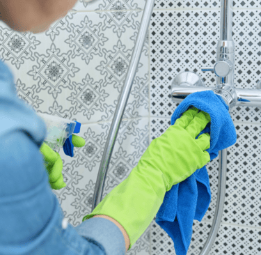 Expert Cleanmax team preparing properties for new tenants efficiently.