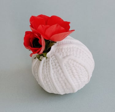 Vase boule Tricoté, 8 cm,  Porcelaine blanche