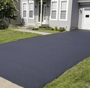Expert seal coat job in London Ontario