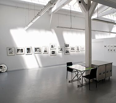 Interieur de la Galerie Parisienne d'Exther Woerderoff.