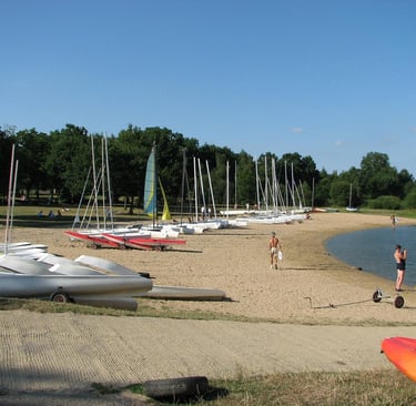 Base nautique golf du lac au Duc