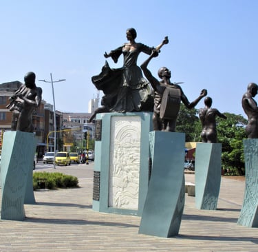 scultures Malecon à Monteria