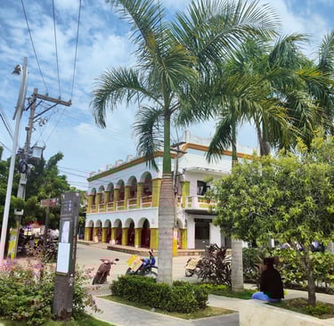 Batiment facades coloniales de Lorica
