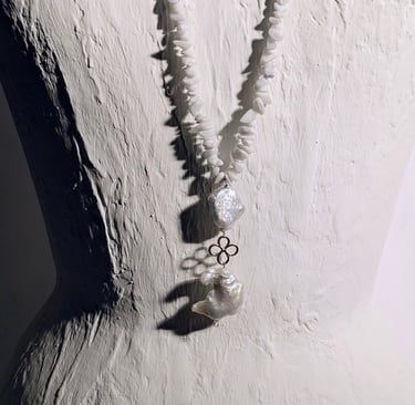 collana capri perle scaramazze e Agata bianca 