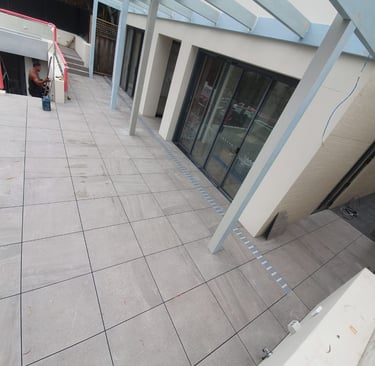 Tiles on pedestals finished area