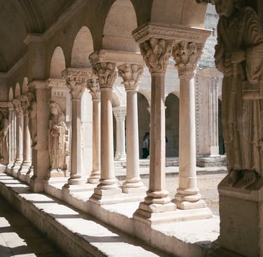 arles cover de destinations incontournables où la littérature ne se lit pas mais se vit