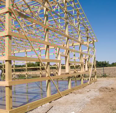 outbuilding-being-framed