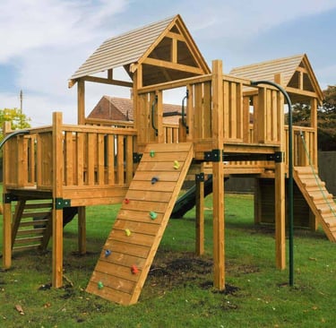 Outdoor play area - landscaping Marbella
